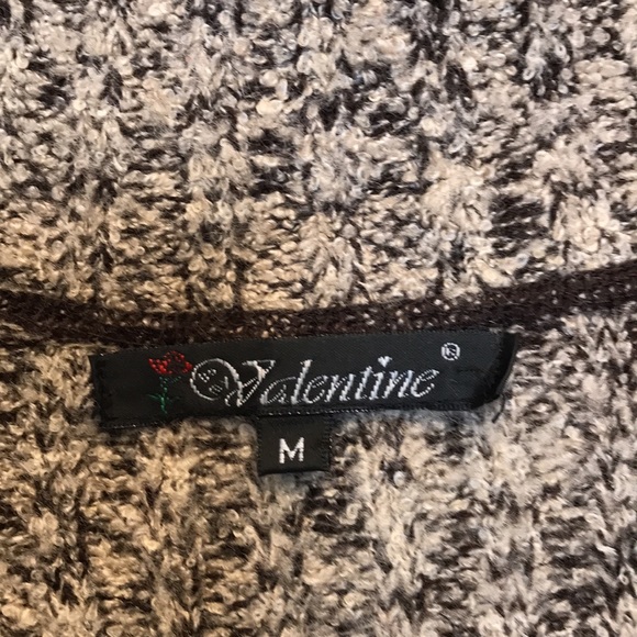 Valentine Cardigan Sweater Size M - Picture 3 of 6